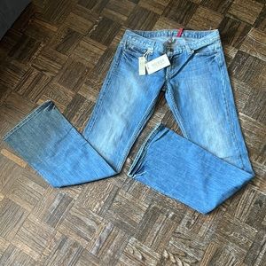 Guess jeans foxy low rise/slim fit/flare leg stretch women’s size 29 denim jeans